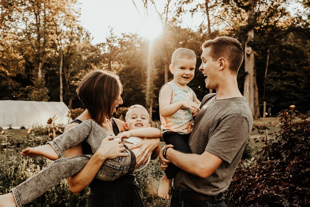 west chester family mini session  at Wildflower Farm, captured by Brey Photo, Delaware County Photographer