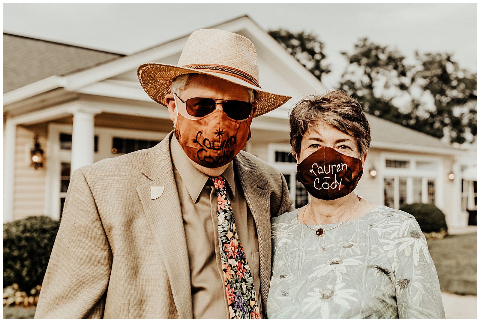 covid-19 masks intimate winery wedding in maryland captured by Brey Photo, delaware county photographer
